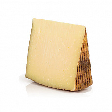 Сыр твердый "Manchego" выдержанный из овечьего молока 12 месяцев 150 г, БЗМЖ